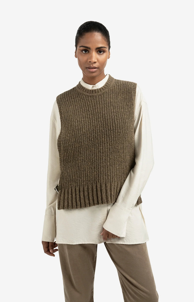 Smith Buckle Tank