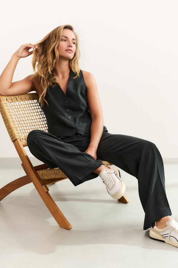 Linen mix woven gilet